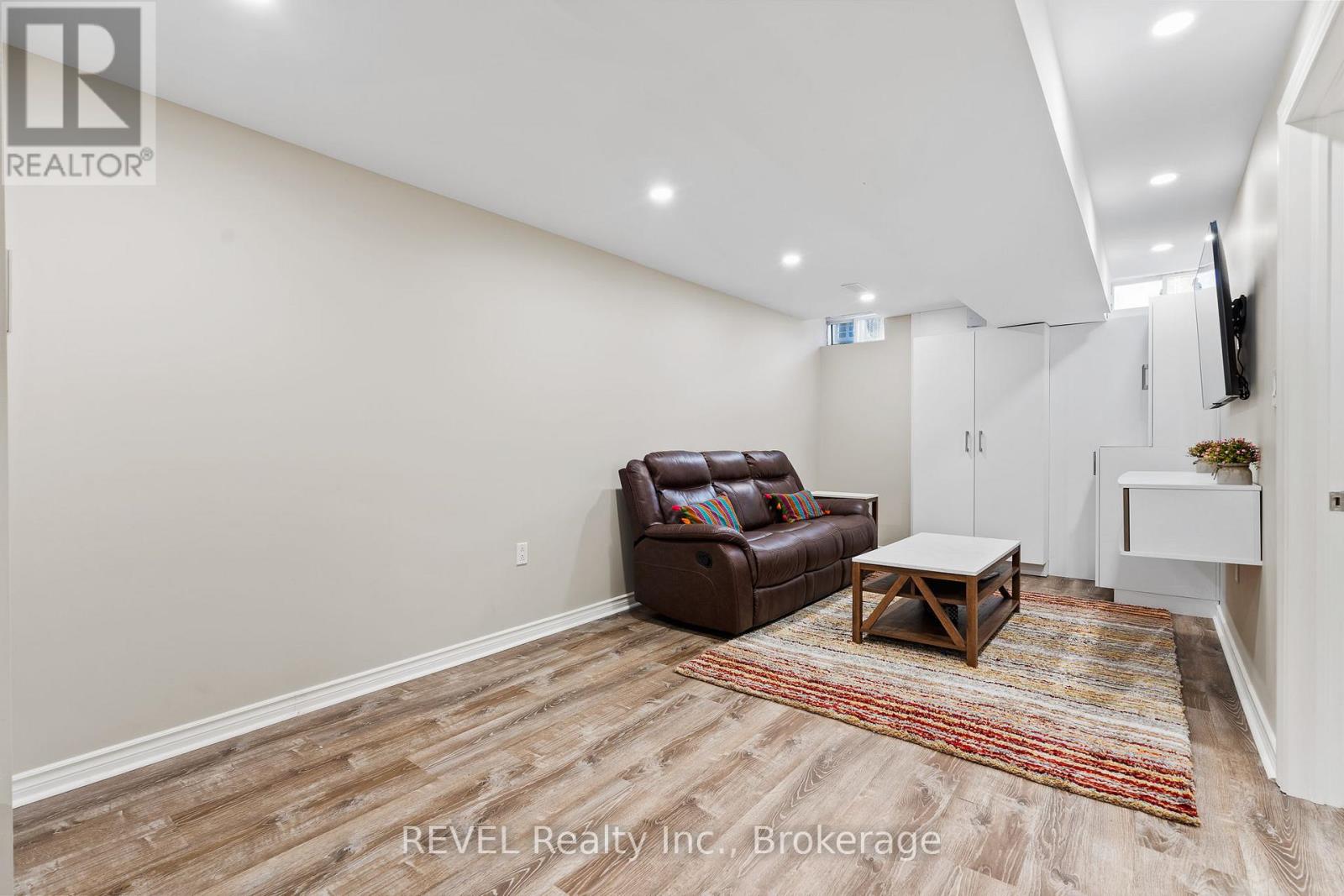 25 Colonel Lyall Street, St. Catharines (Secord Woods), Ontario  L2P 0B3 - Photo 30 - X12789144