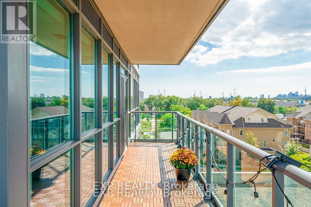 501 - 35 Brian Peck Crescent, Toronto, Ontario  M4G 0A5 - Photo 18 - C12789128