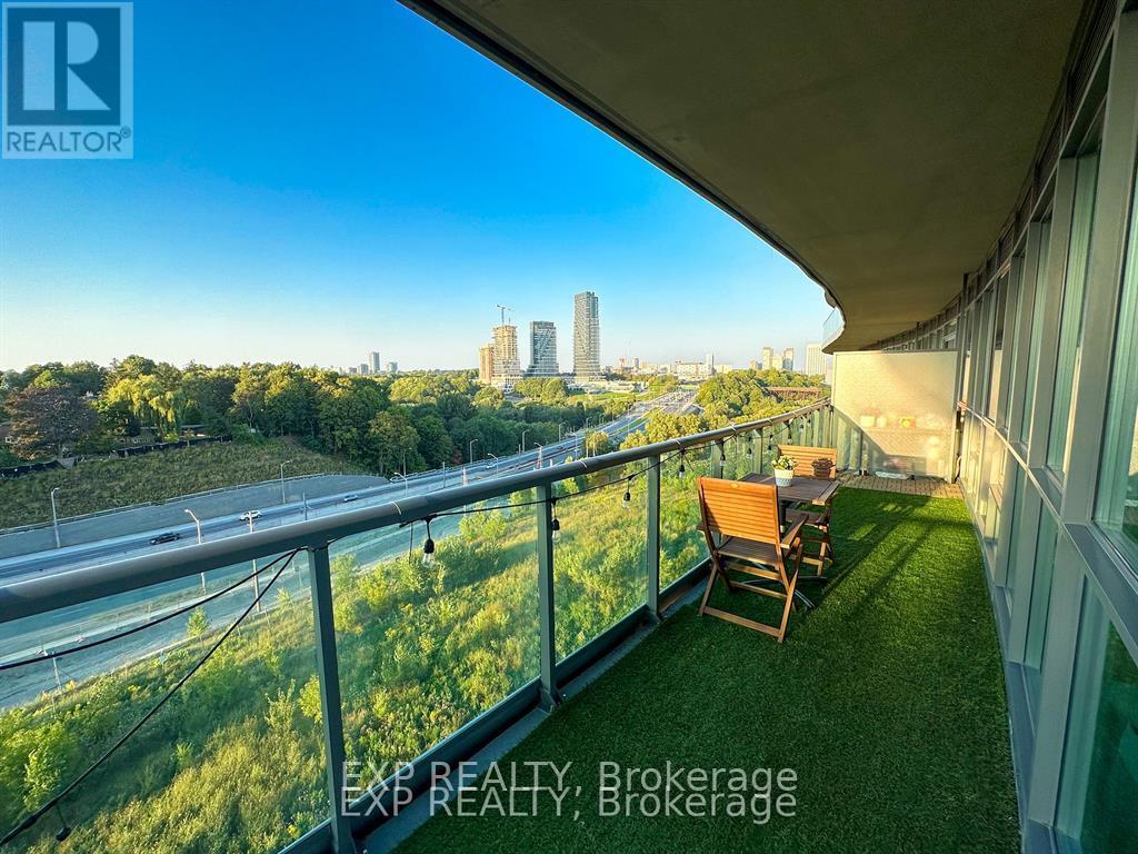 501 - 35 Brian Peck Crescent, Toronto, Ontario  M4G 0A5 - Photo 3 - C12789128