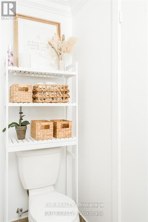 501 - 35 Brian Peck Crescent, Toronto, Ontario  M4G 0A5 - Photo 8 - C12789128