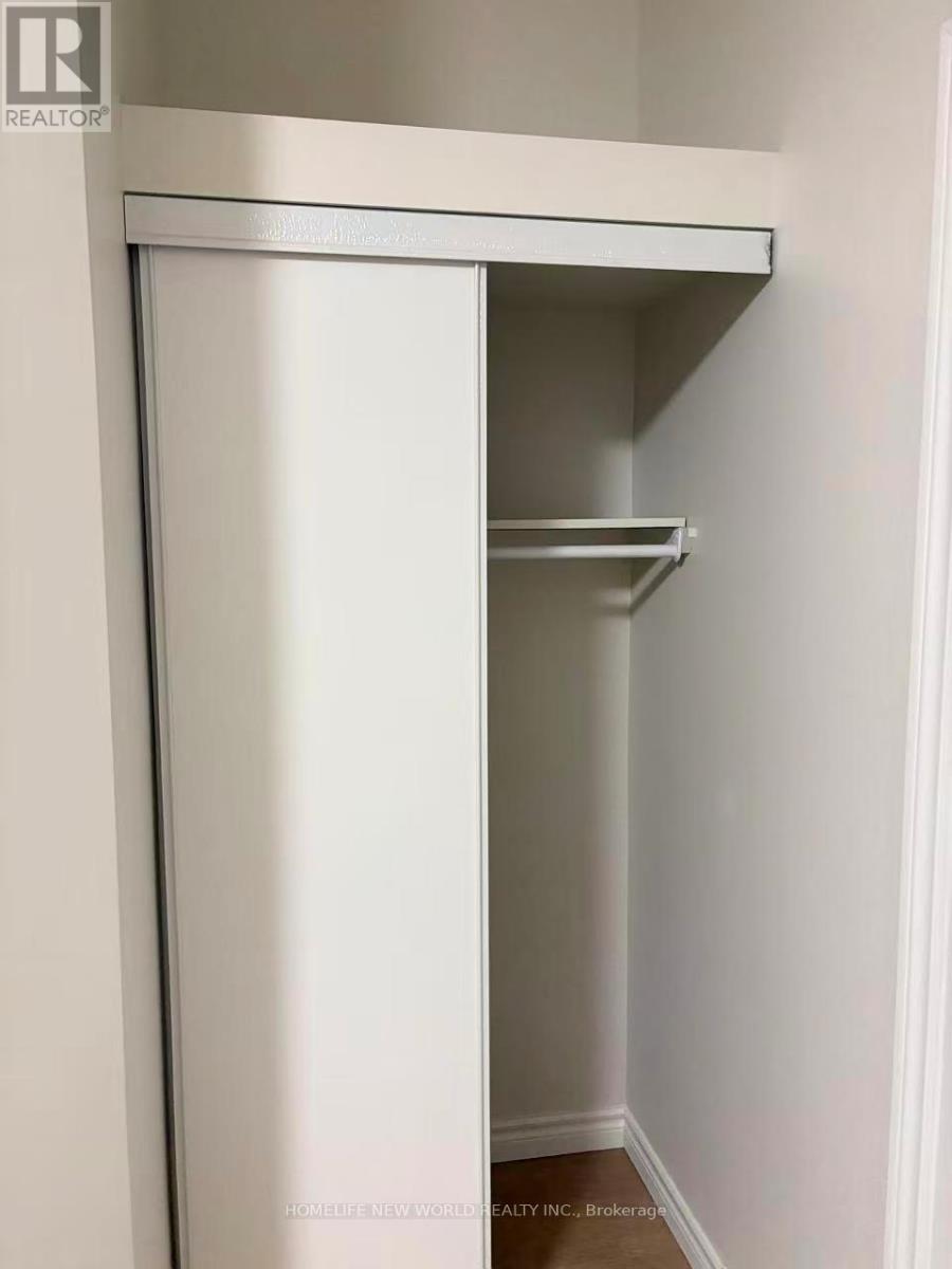 256 Palmerston Avenue, Toronto, Ontario  M6J 2J4 - Photo 7 - C12789140