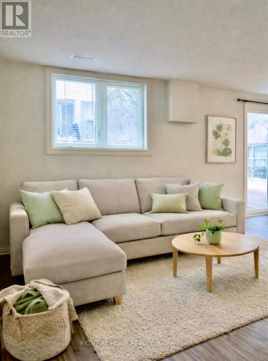 934 - 75 WELDRICK ROAD E, Richmond Hill, Ontario