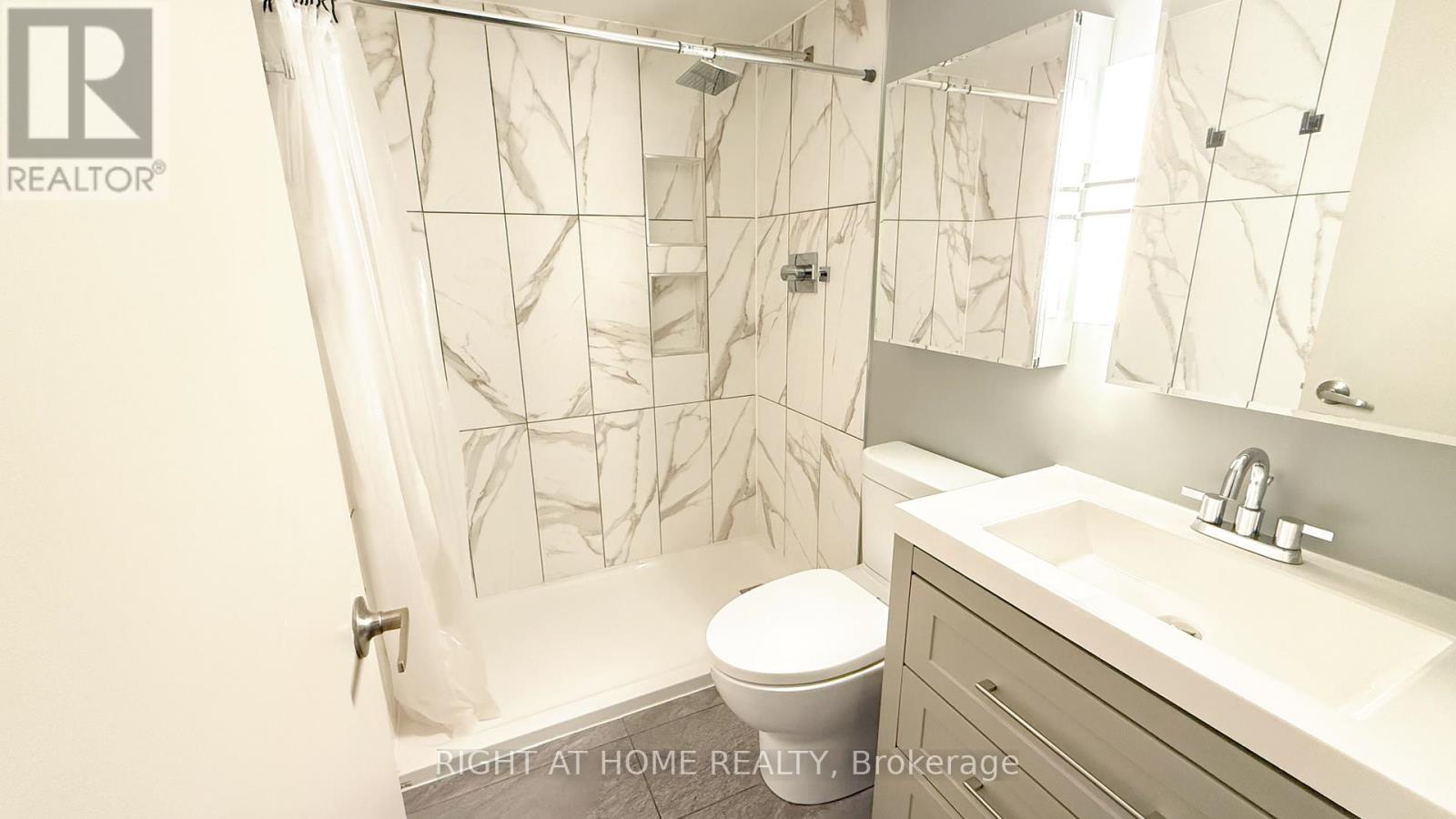 934 - 75 Weldrick Road E, Richmond Hill, Ontario  L4C 3T9 - Photo 22 - N12789164