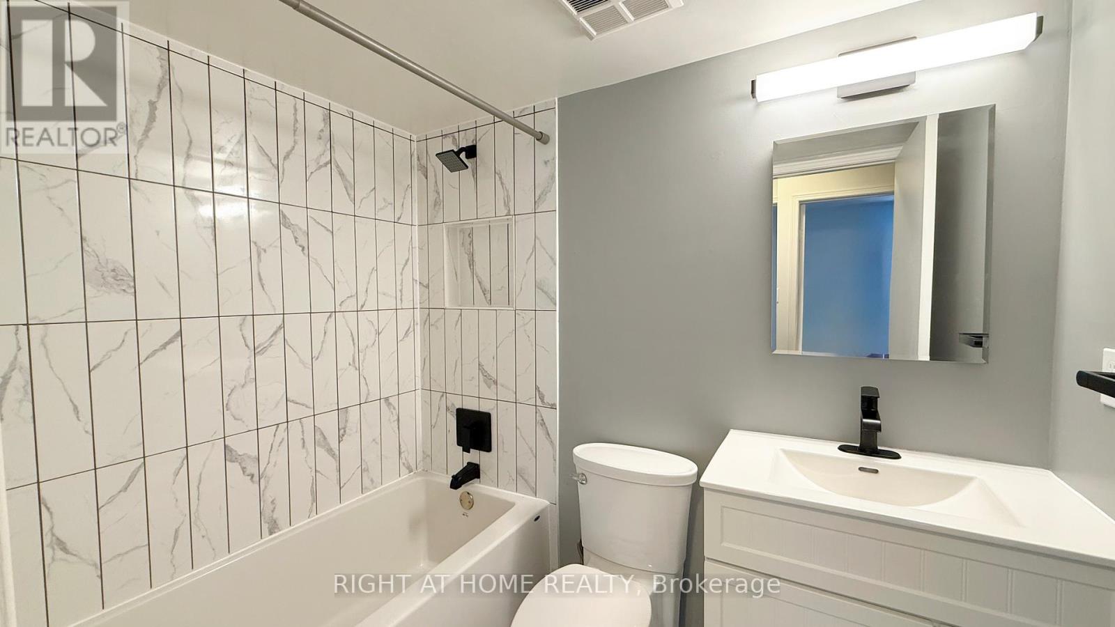 934 - 75 Weldrick Road E, Richmond Hill, Ontario  L4C 3T9 - Photo 23 - N12789164