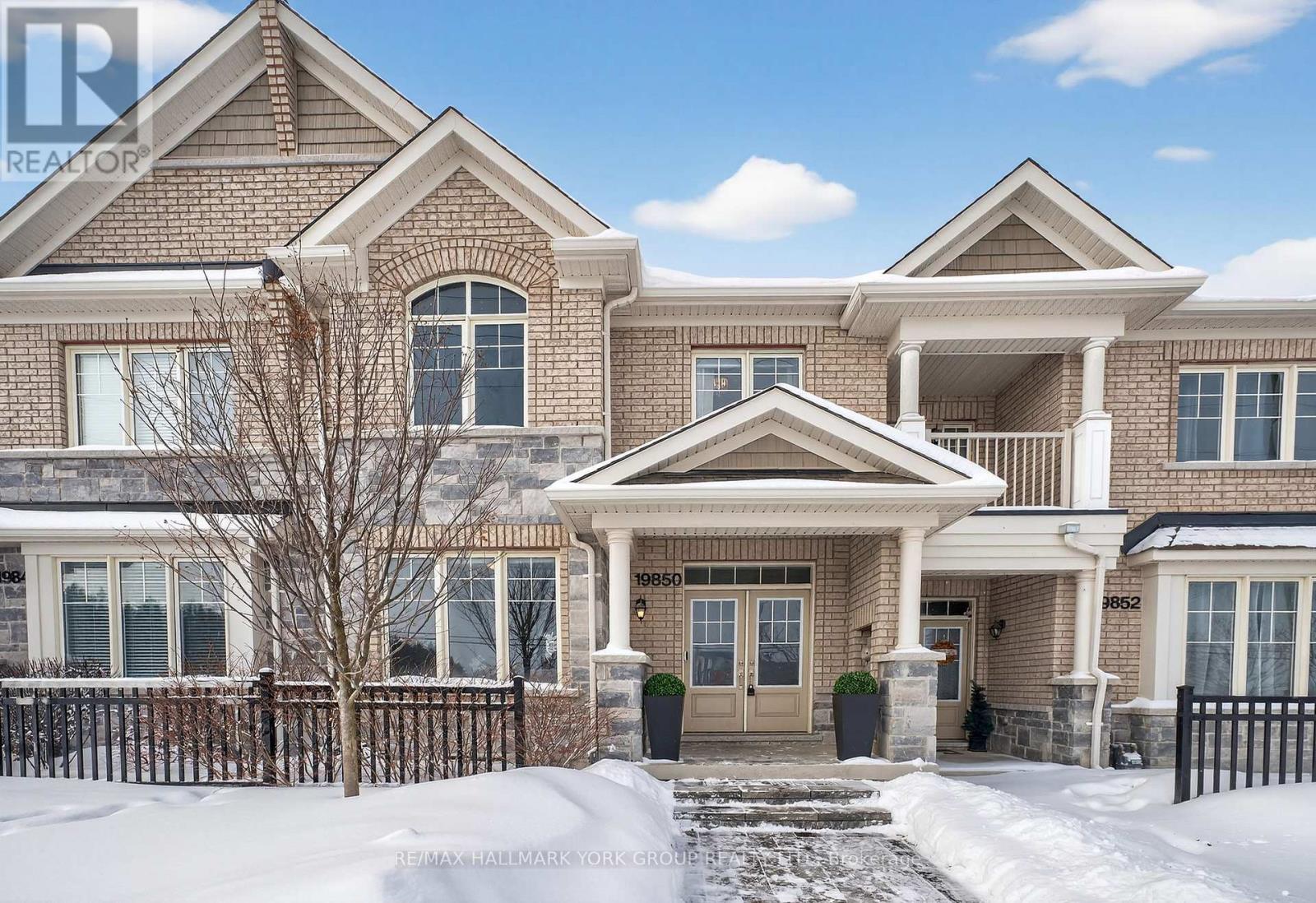 19850 LESLIE STREET, East Gwillimbury, Ontario