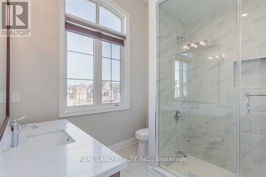 3 Love Court, Richmond Hill, Ontario  L4B 0G2 - Photo 25 - N12789174