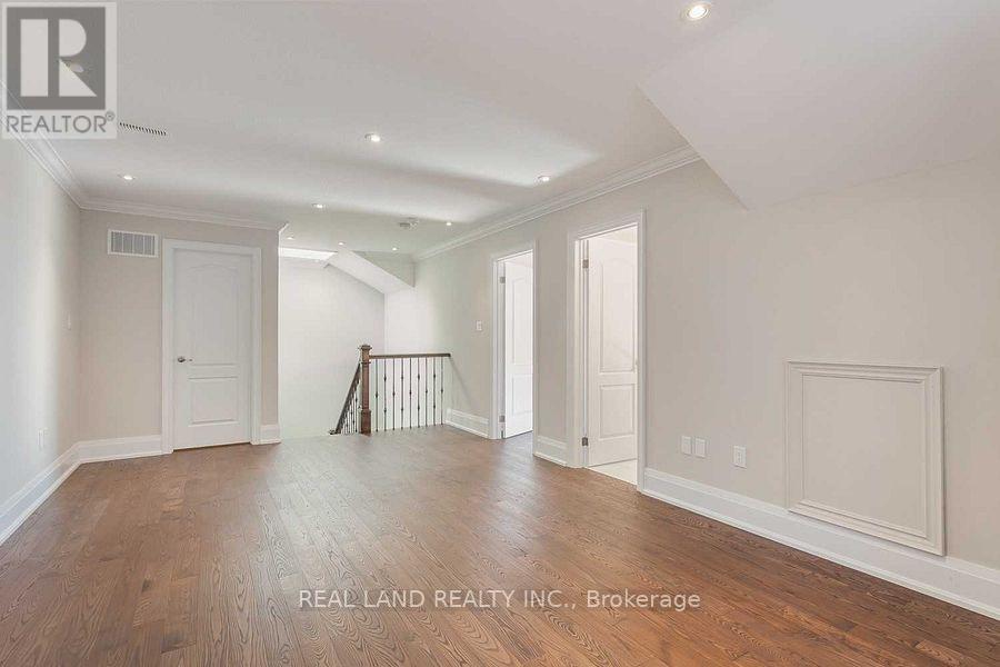 3 Love Court, Richmond Hill, Ontario  L4B 0G2 - Photo 38 - N12789174