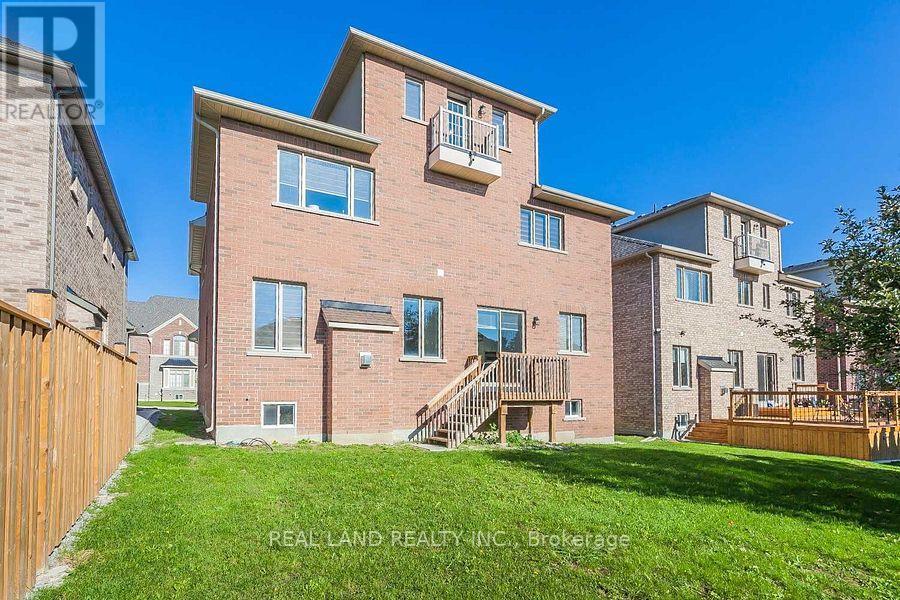 3 Love Court, Richmond Hill, Ontario  L4B 0G2 - Photo 40 - N12789174