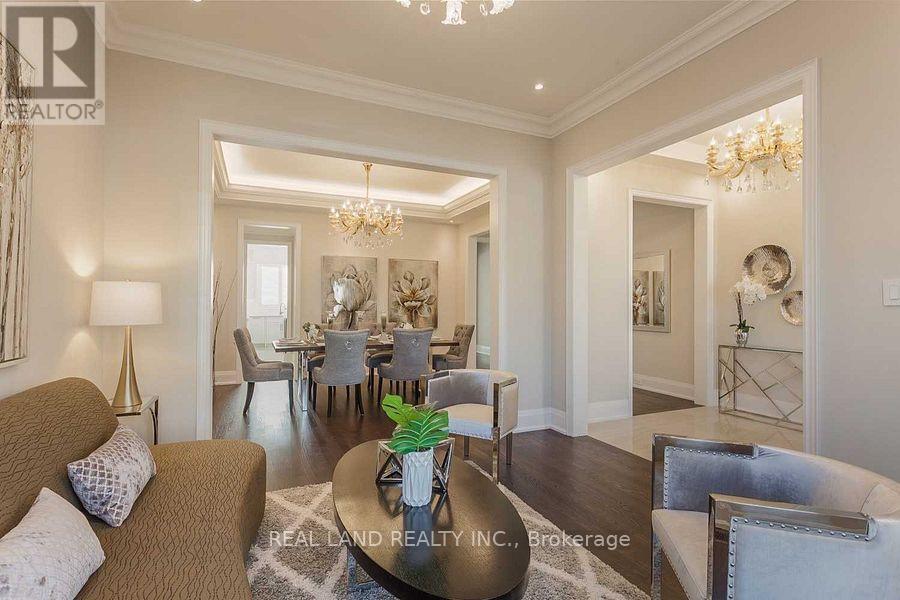 3 Love Court, Richmond Hill, Ontario  L4B 0G2 - Photo 9 - N12789174