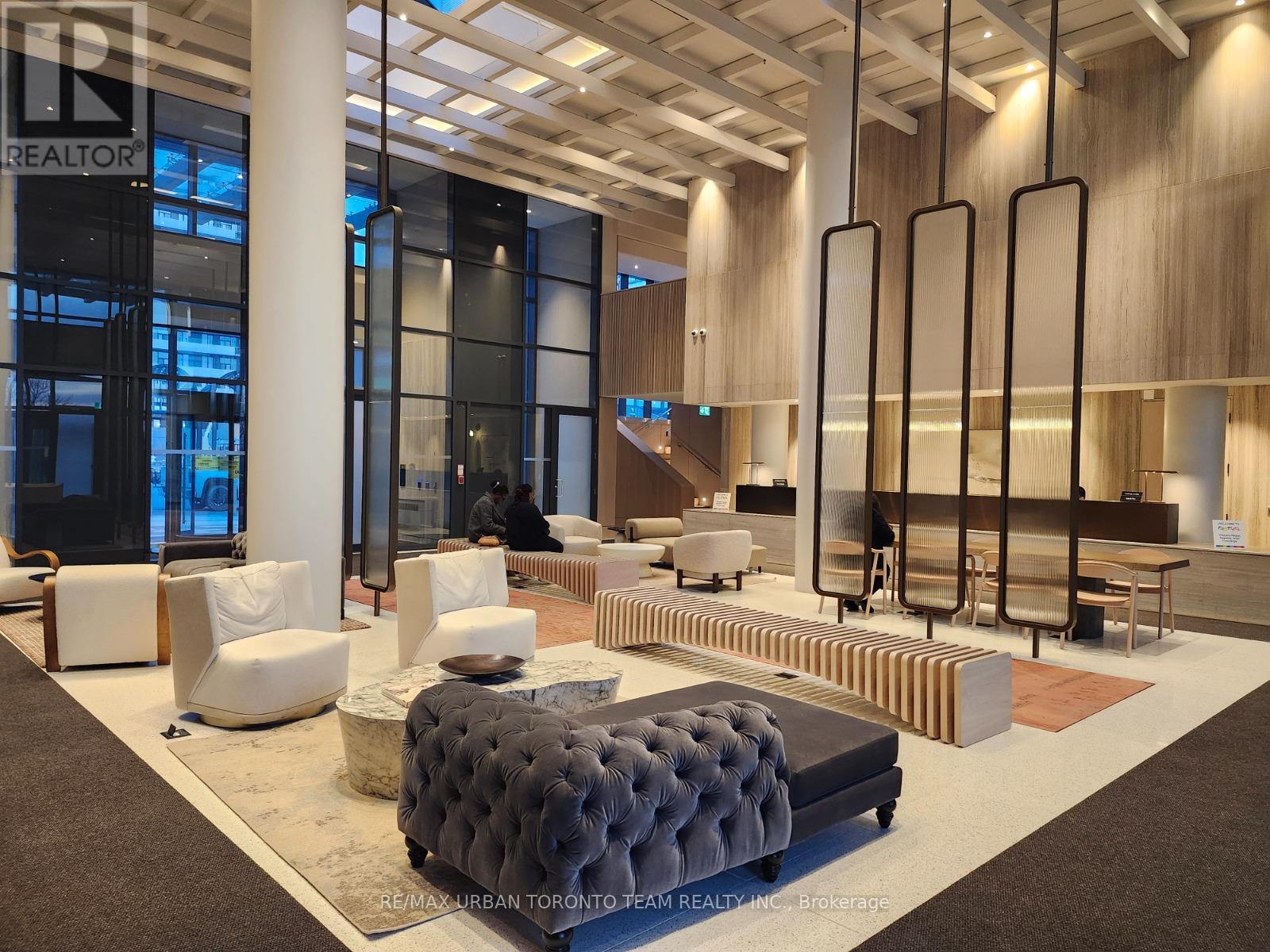 510 - 225 Commerce Street, Vaughan, Ontario  L4K 0R1 - Photo 2 - N12789176