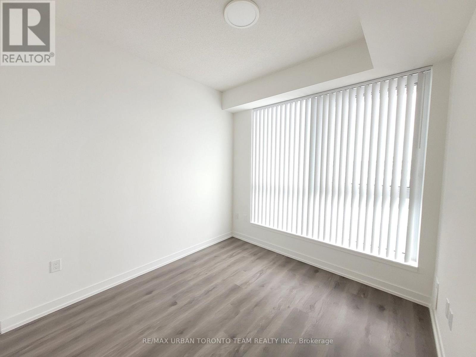 510 - 225 Commerce Street, Vaughan, Ontario  L4K 0R1 - Photo 6 - N12789176