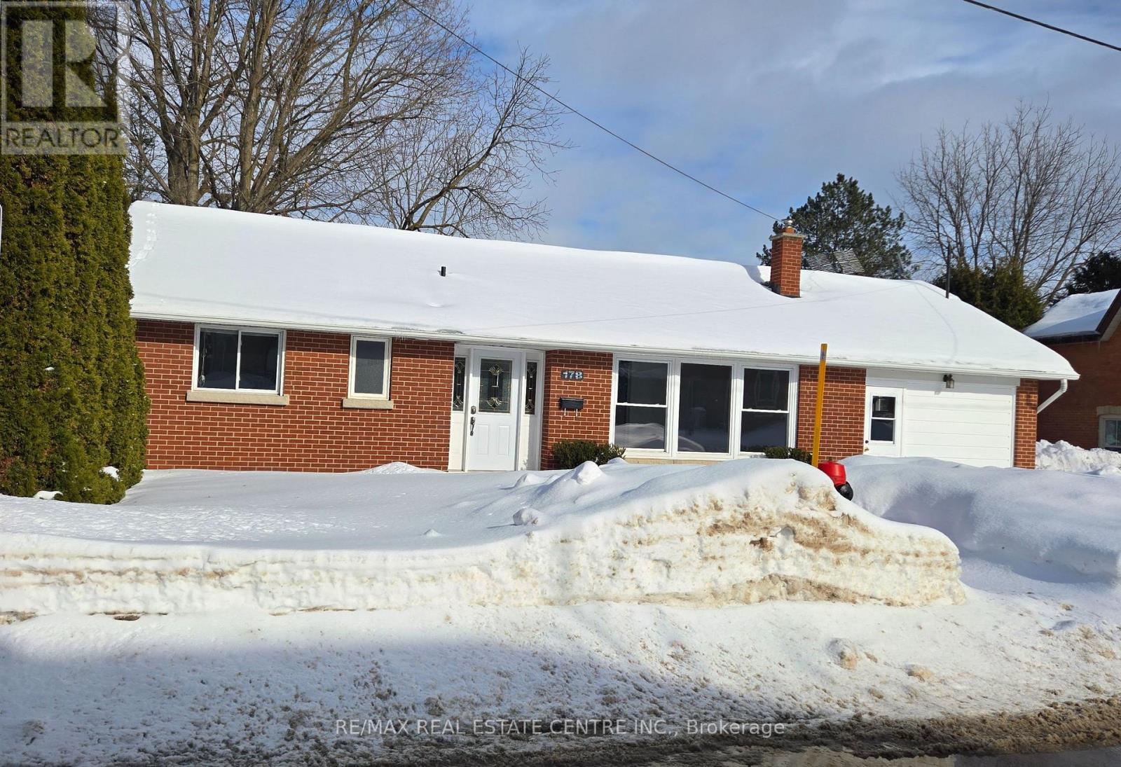 17B AMANDA STREET, Orangeville, Ontario