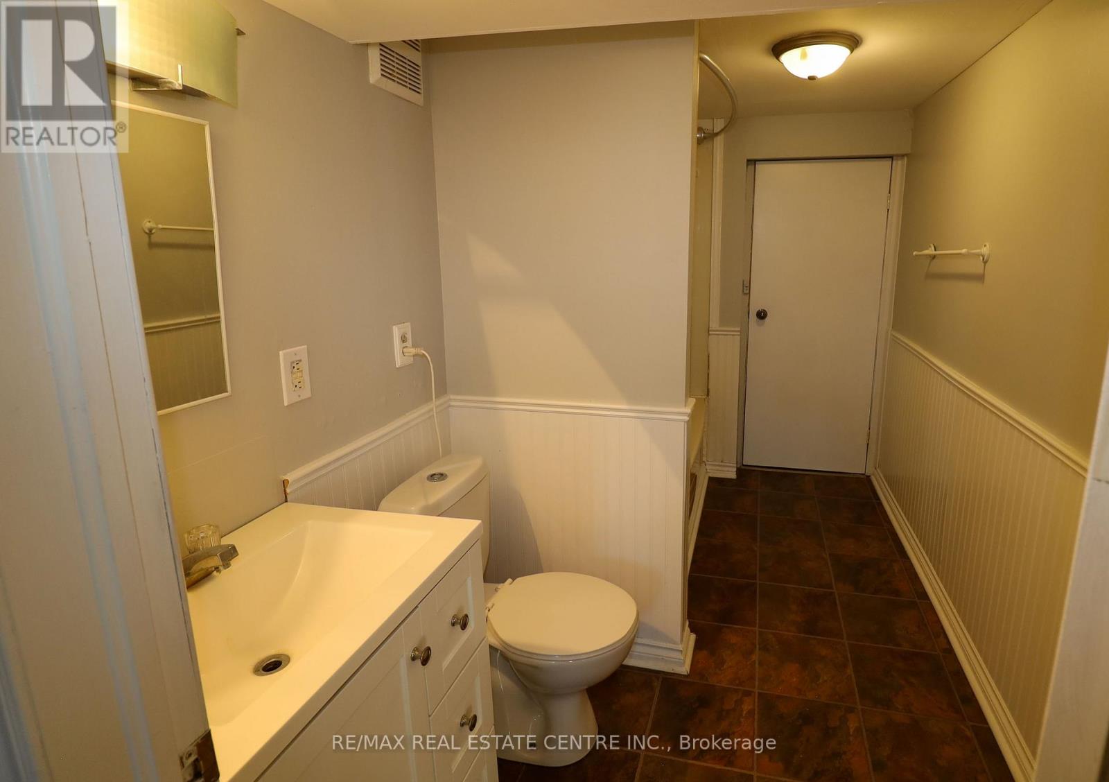 17b Amanda Street, Orangeville, Ontario  L9W 2J9 - Photo 31 - W12789158