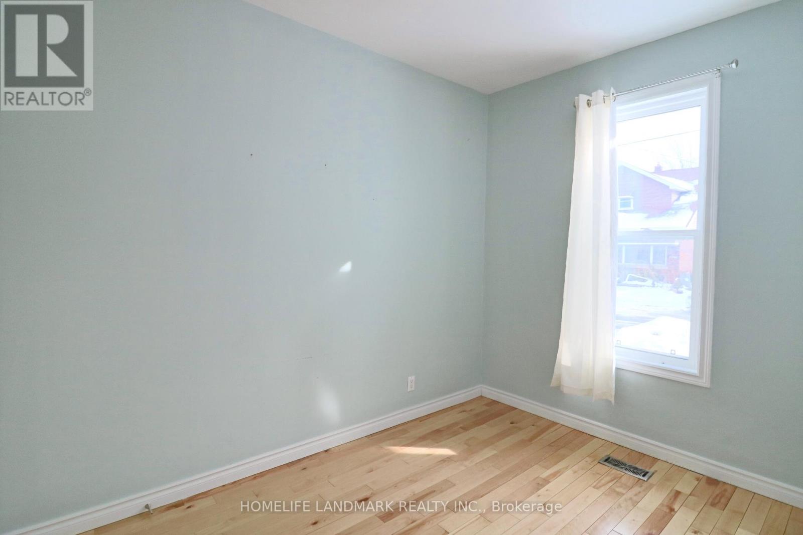 5761 Peer Street, Niagara Falls, Ontario  L2G 1W9 - Photo 11 - X12789142