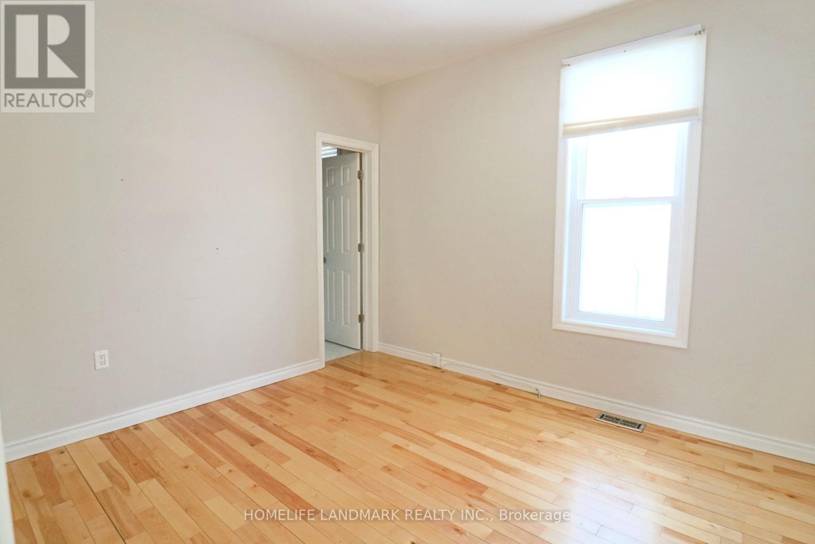 5761 Peer Street, Niagara Falls, Ontario  L2G 1W9 - Photo 12 - X12789146