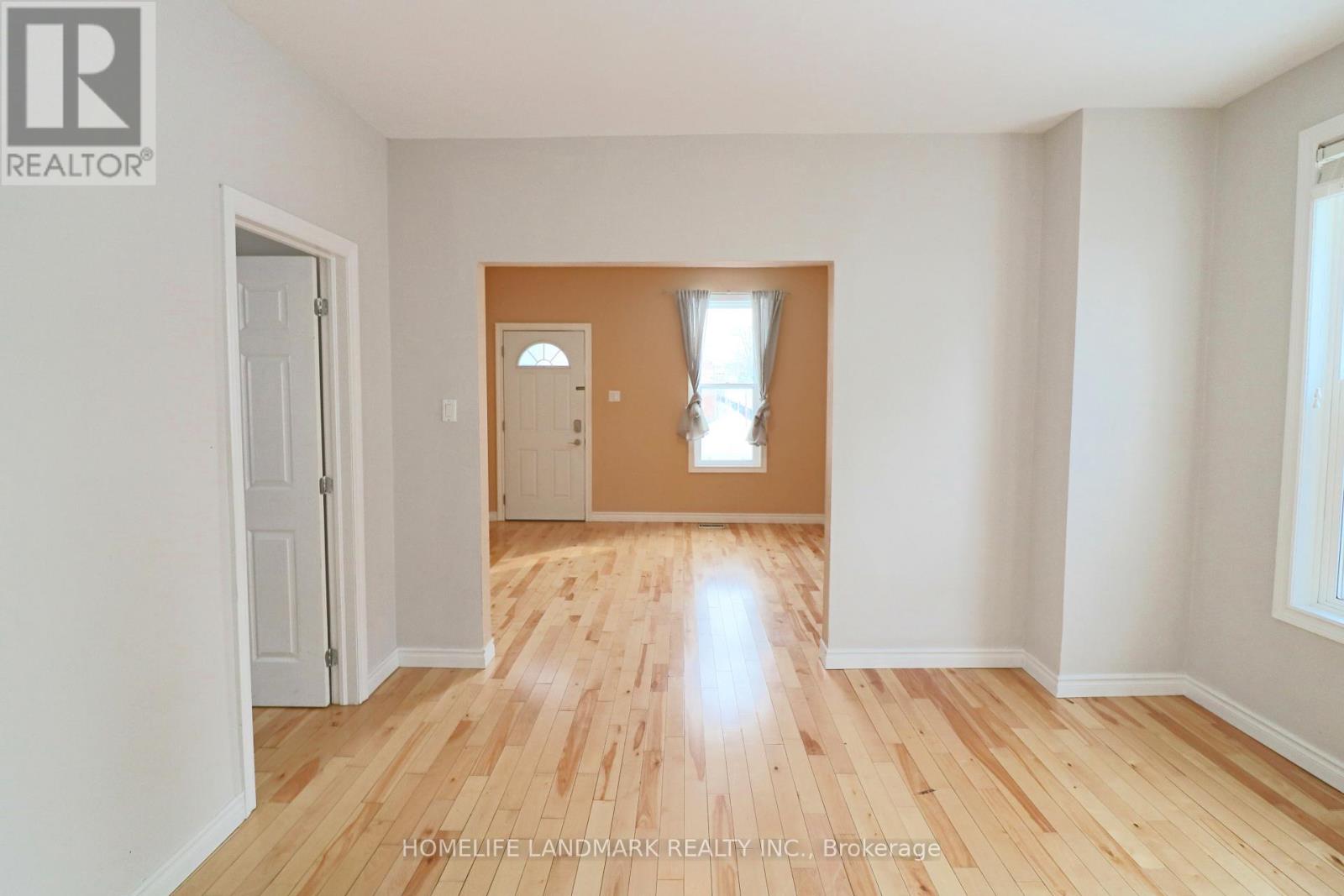 5761 Peer Street, Niagara Falls, Ontario  L2G 1W9 - Photo 7 - X12789146