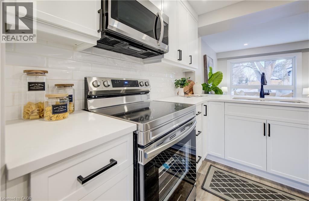 107 Baldwin Avenue, Brantford, Ontario N3S 1H9 - Photo 13 - 40795283