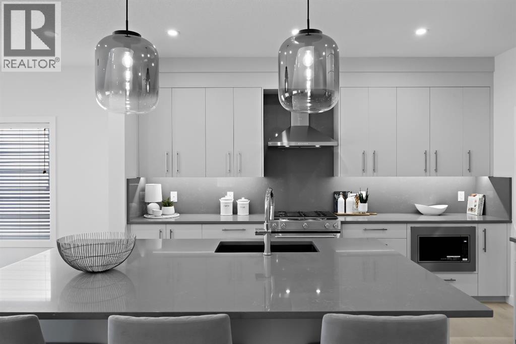 46 Westland Park Sw, Calgary, Alberta  T3H 0W1 - Photo 13 - A2259010