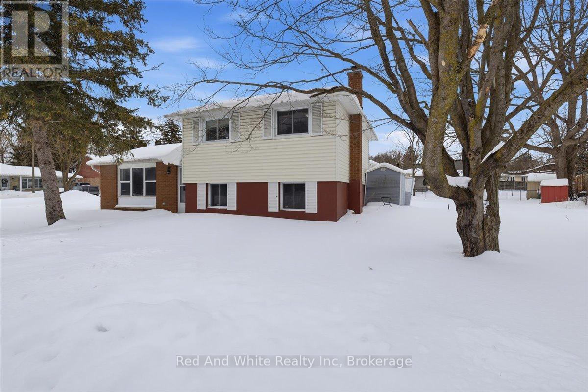 400 MIDWOOD CRESCENT, Waterloo, Ontario