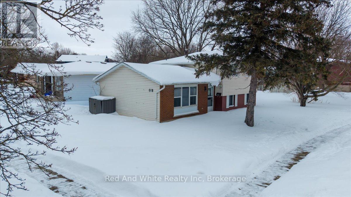 400 Midwood Crescent, Waterloo, Ontario  N2L 5N5 - Photo 30 - X12789182