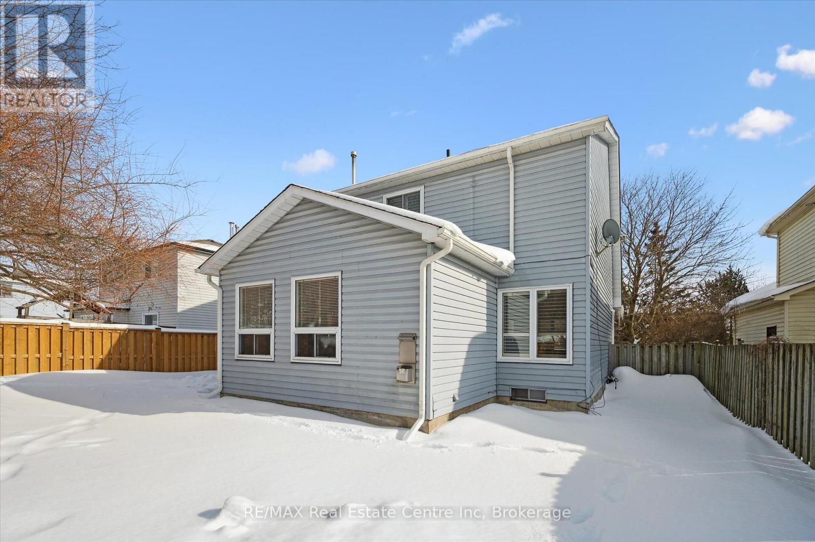415 Black Street, Centre Wellington, Ontario  N1M 3M7 - Photo 33 - X12789196