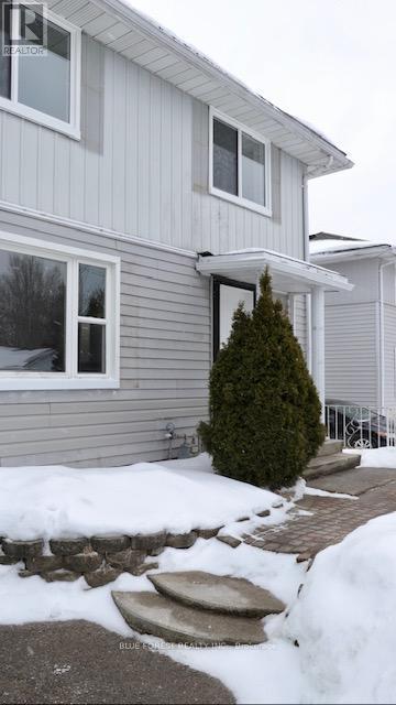 40 Wistow Street, London East, Ontario  N5Y 1E1 - Photo 3 - X12789184