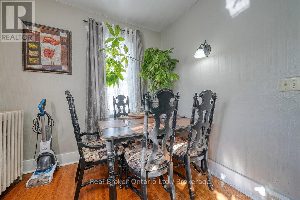 208 Victoria Street, Ingersoll, Ontario  N5C 2N1 - Photo 27 - X12786442