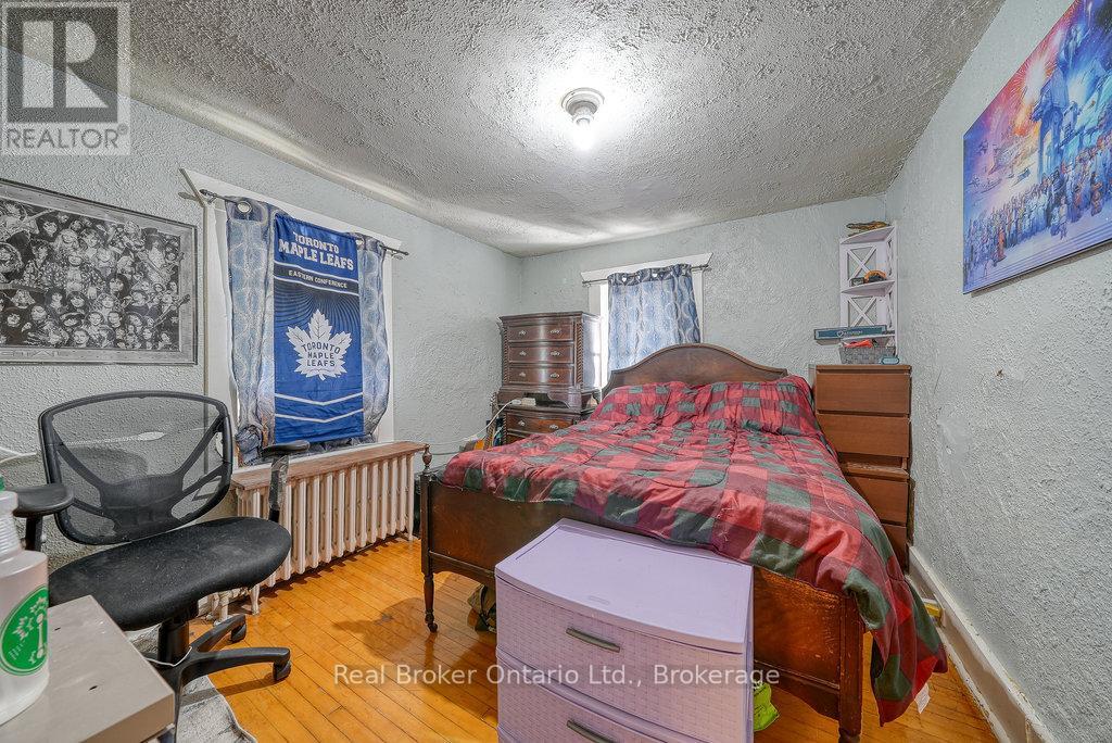 208 Victoria Street, Ingersoll, Ontario  N5C 2N1 - Photo 49 - X12786442