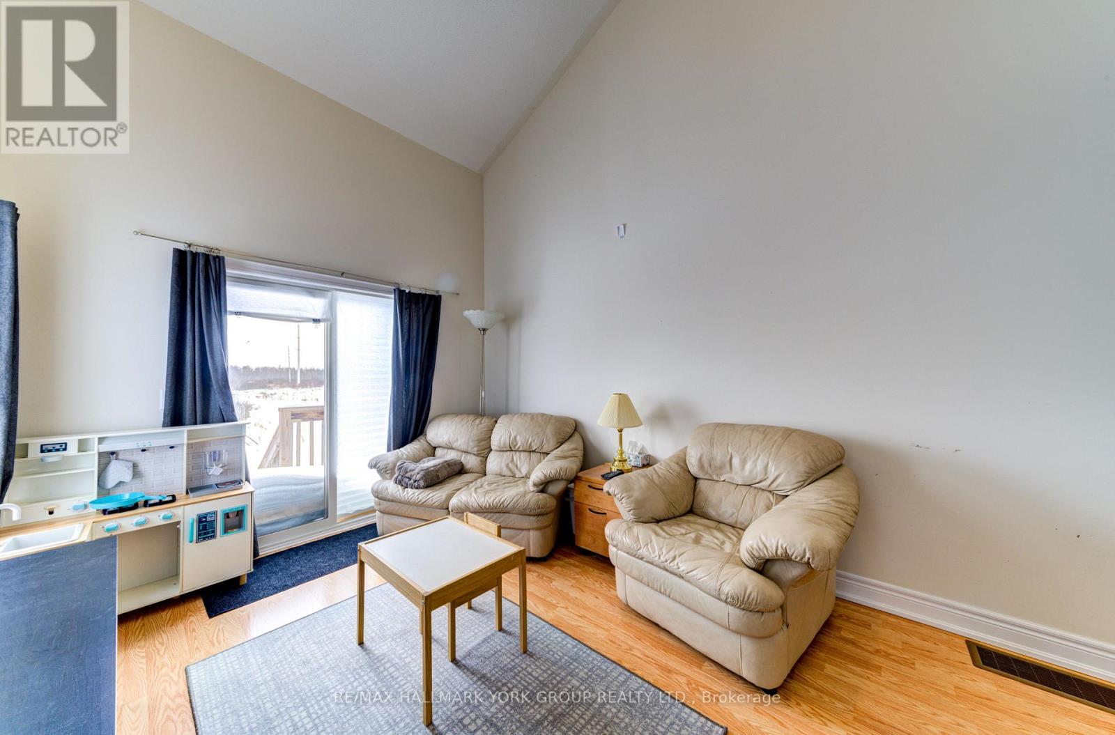 323 Atkinson Street, Clearview (Stayner), Ontario  L0M 1S0 - Photo 21 - S12770836