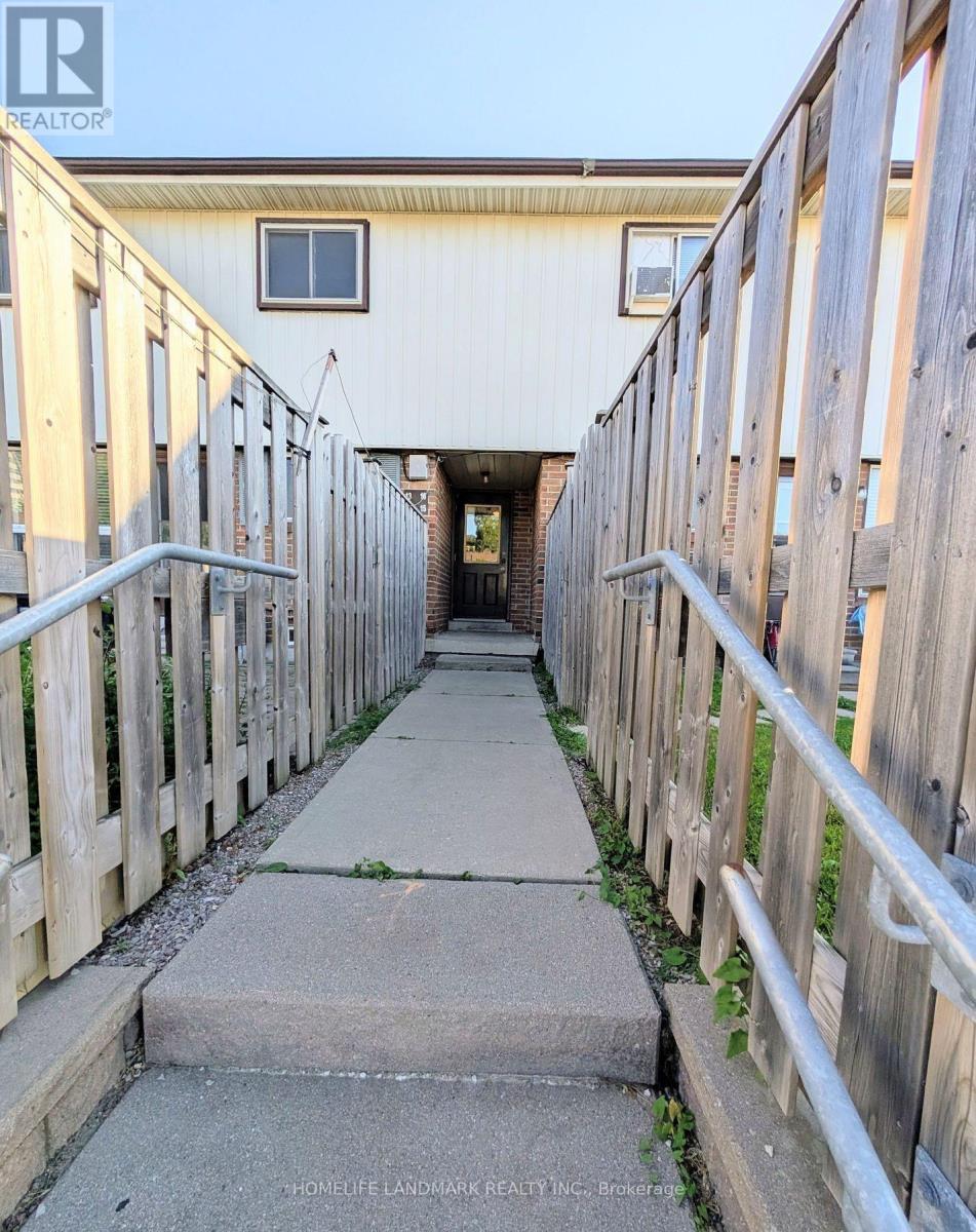 15 - 120 Nonquon Road, Oshawa, Ontario  L1G 7E6 - Photo 3 - E12789192