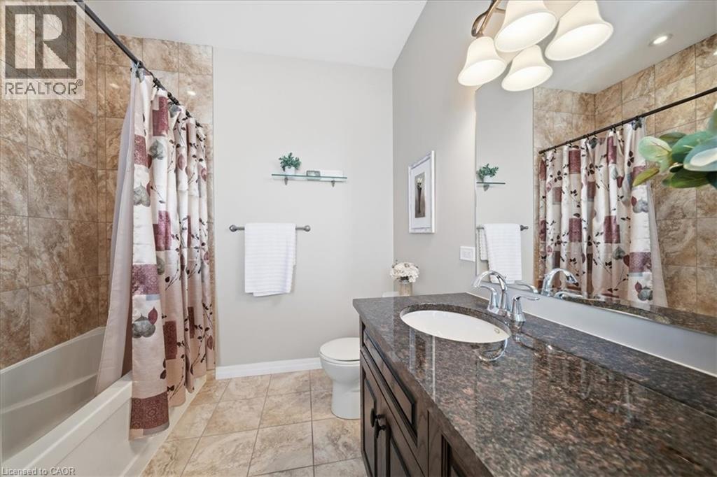 16 Piccadilly Square, New Hamburg, Ontario  N3A 0C7 - Photo 20 - 40802143