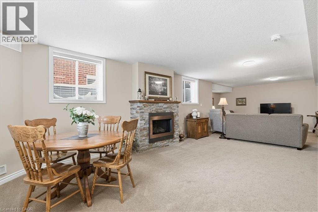 16 Piccadilly Square, New Hamburg, Ontario  N3A 0C7 - Photo 21 - 40802143