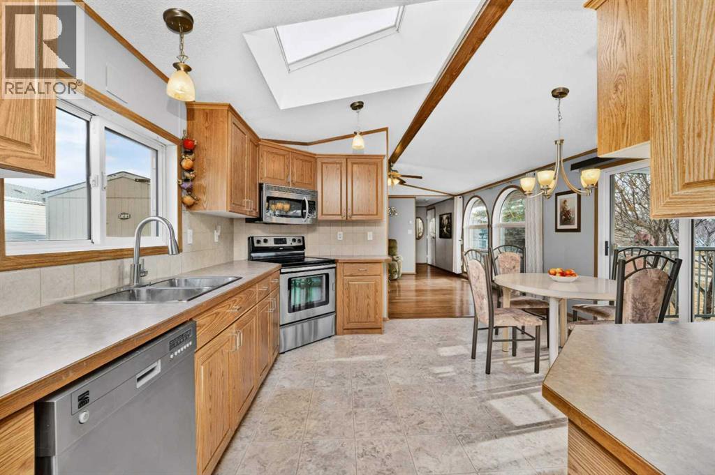 2 Doubletree Way, Strathmore, Alberta  T1P 1M8 - Photo 4 - A2285698