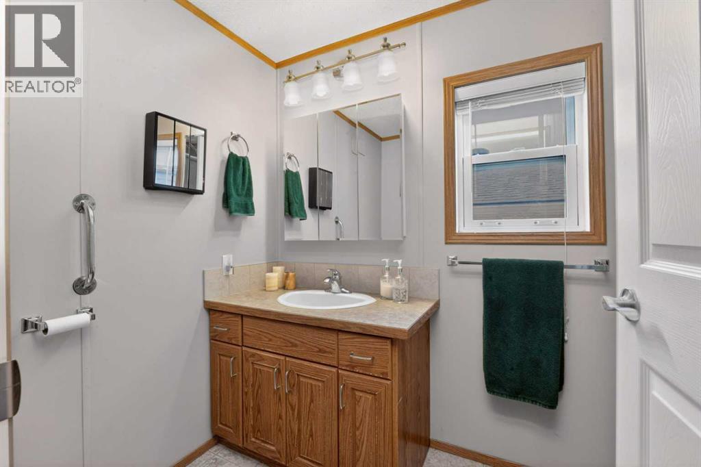 2 Doubletree Way, Strathmore, Alberta  T1P 1M8 - Photo 18 - A2285698