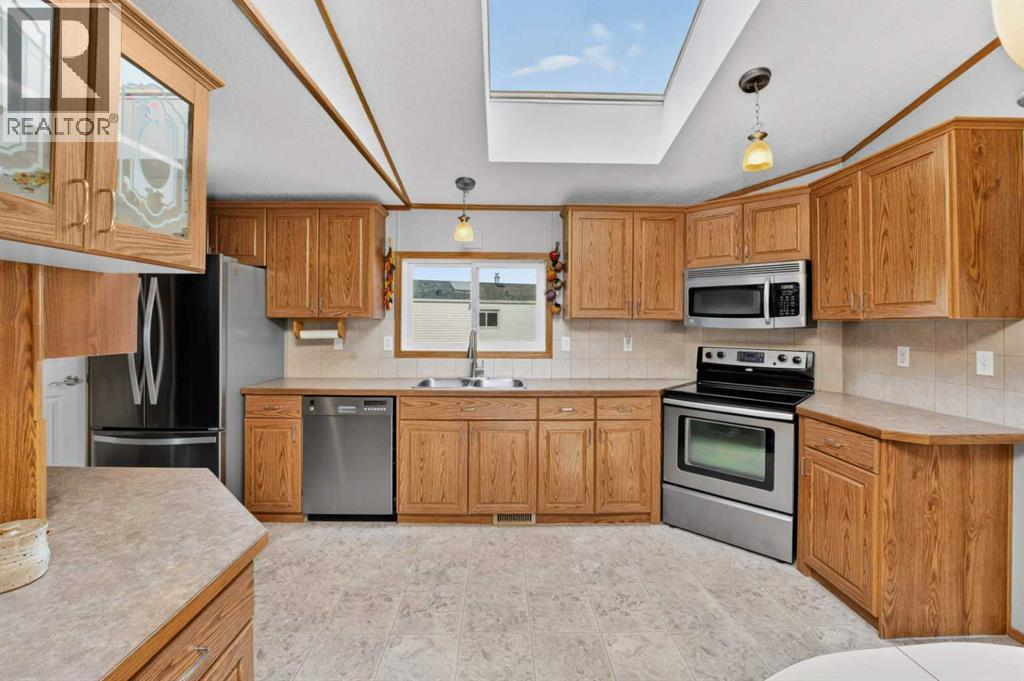 2 Doubletree Way, Strathmore, Alberta  T1P 1M8 - Photo 6 - A2285698