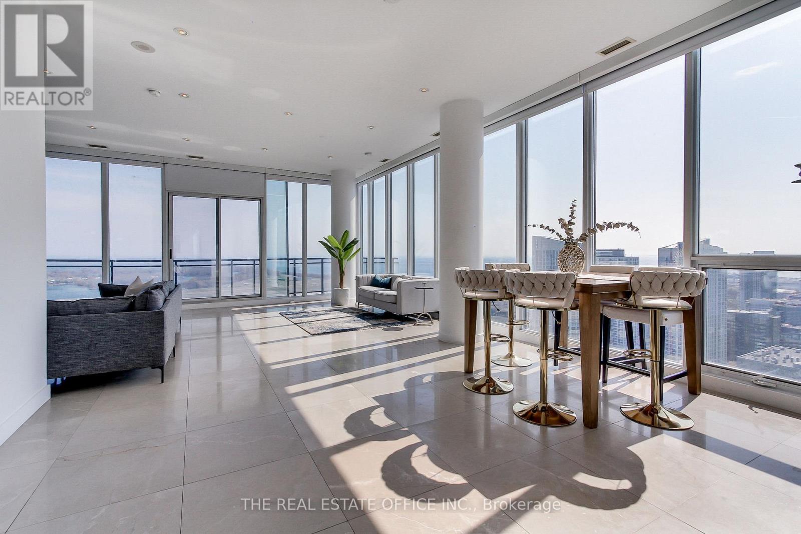 Ph02 - 25 Capreol Court, Toronto, Ontario  M5V 3Z7 - Photo 2 - C12789208