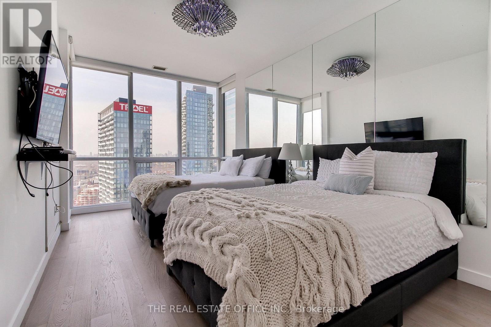 Ph02 - 25 Capreol Court, Toronto, Ontario  M5V 3Z7 - Photo 27 - C12789208