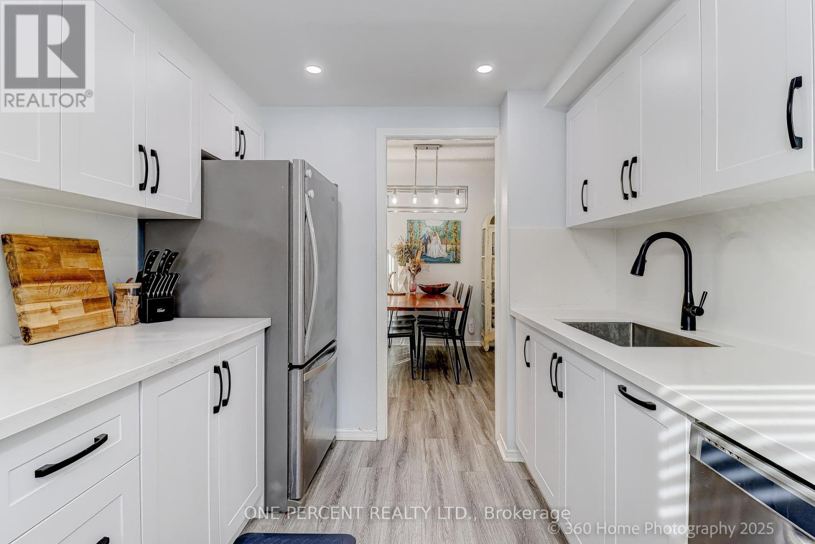 201 - 7 Bishop Avenue, Toronto, Ontario  M2M 4J4 - Photo 13 - C12789236