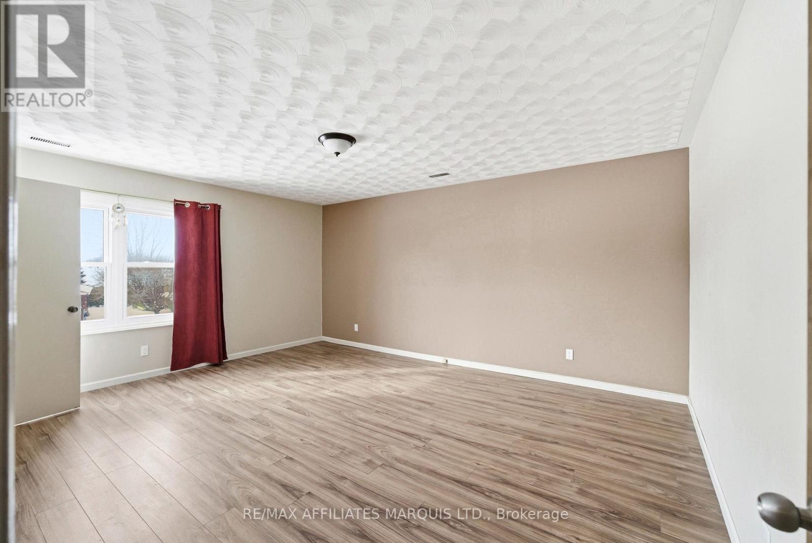 1356 Lochiel Street, Cornwall, Ontario  K6H 6N2 - Photo 33 - X12789226