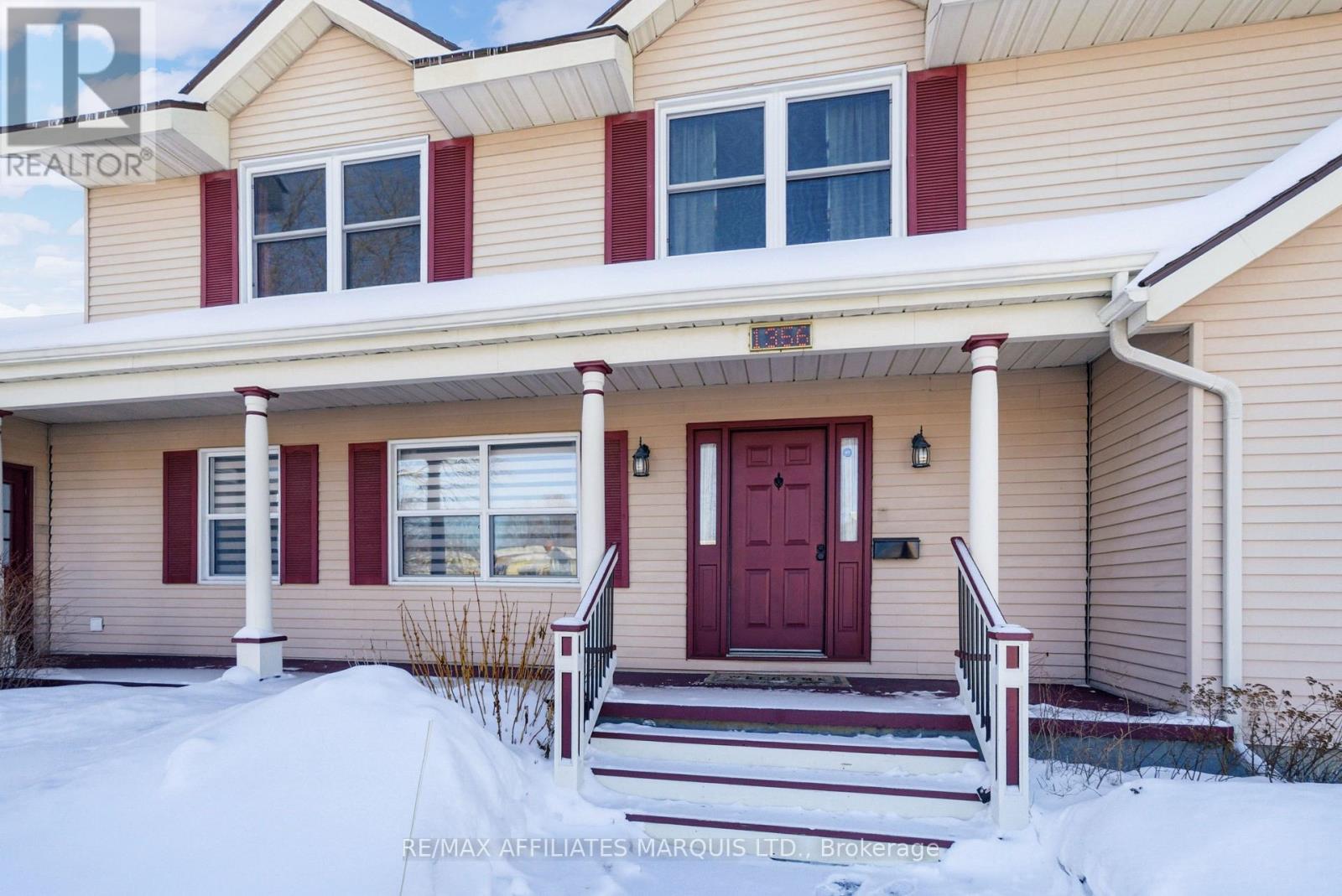 1356 Lochiel Street, Cornwall, Ontario  K6H 6N2 - Photo 4 - X12789226