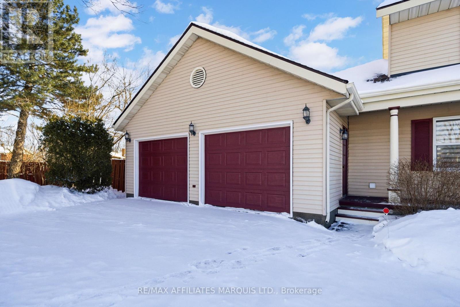 1356 Lochiel Street, Cornwall, Ontario  K6H 6N2 - Photo 5 - X12789226