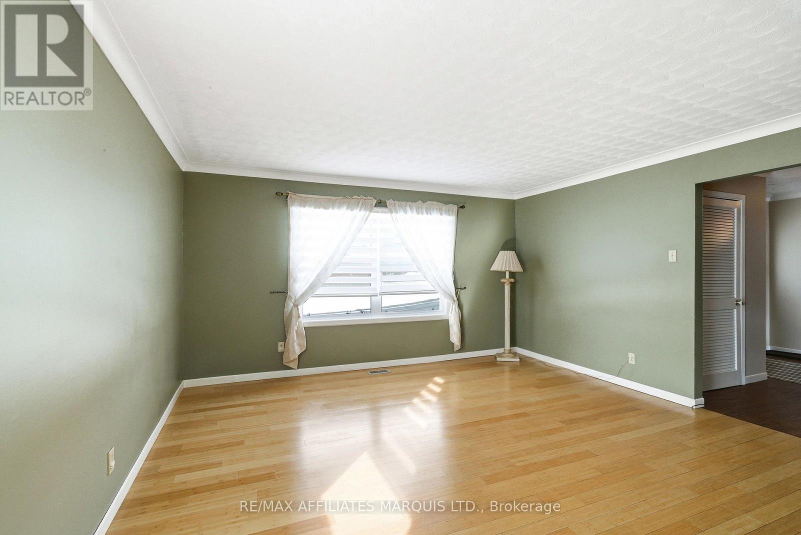 1356 Lochiel Street, Cornwall, Ontario  K6H 6N2 - Photo 9 - X12789226