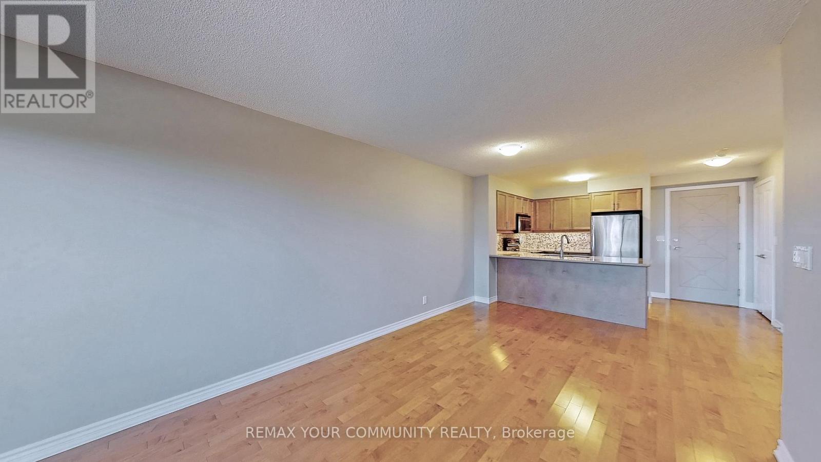 323 - 18 Harding Boulevard, Richmond Hill, Ontario  L4C 0T3 - Photo 7 - N12789212