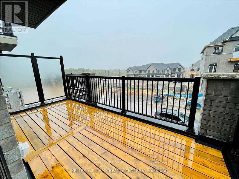 586 Murrell Boulevard, East Gwillimbury, Ontario  L9N 0L6 - Photo 16 - N12789222