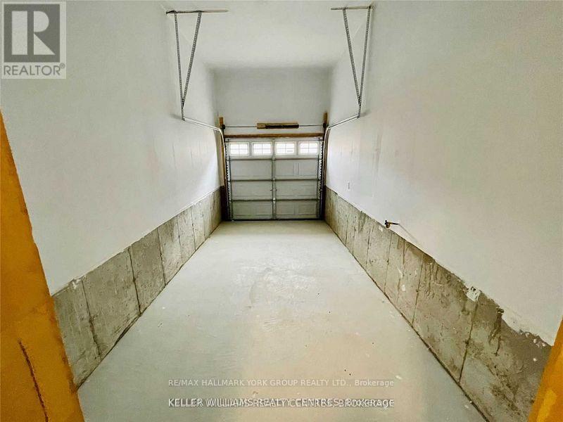 586 Murrell Boulevard, East Gwillimbury, Ontario  L9N 0L6 - Photo 21 - N12789222