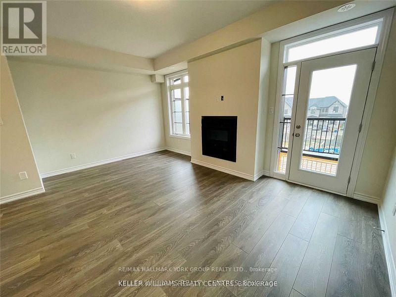 586 Murrell Boulevard, East Gwillimbury, Ontario  L9N 0L6 - Photo 7 - N12789222