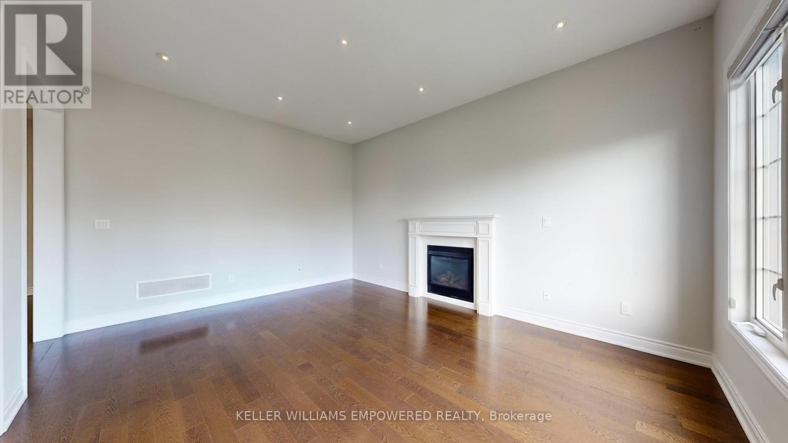 138 Crane Street, Aurora, Ontario  L4G 0W2 - Photo 8 - N12789224