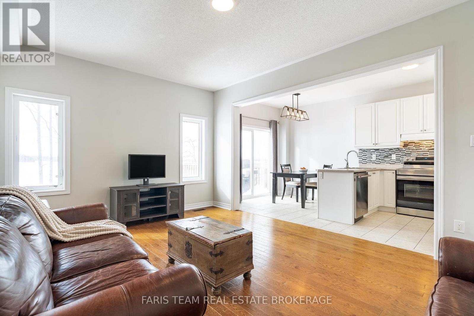 40 Forsyth Crescent, Barrie, Ontario  L4N 7T6 - Photo 16 - S12789214