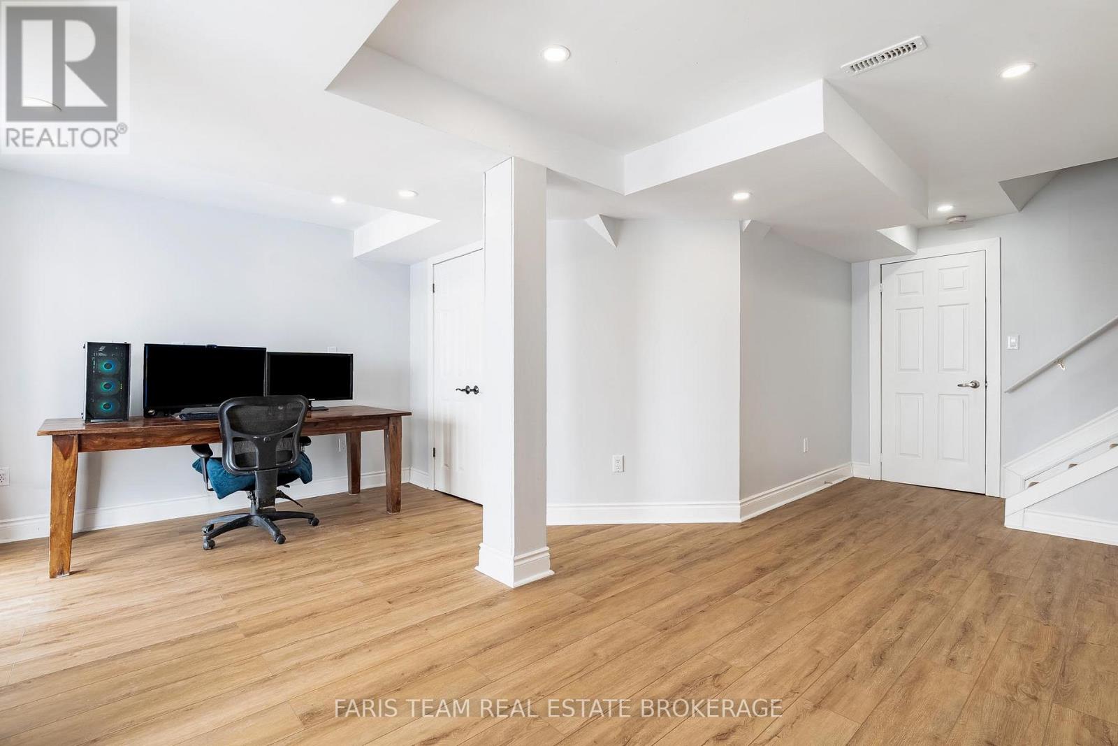 40 Forsyth Crescent, Barrie, Ontario  L4N 7T6 - Photo 33 - S12789214