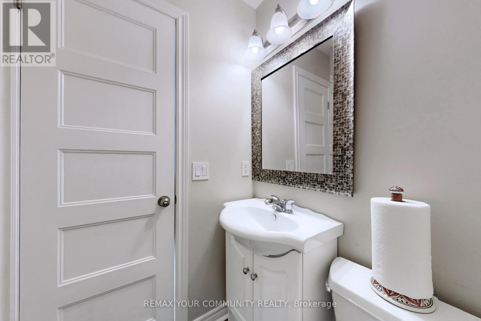 94 Rawling Crescent, Brampton, Ontario  L6Z 1N8 - Photo 18 - W12785568